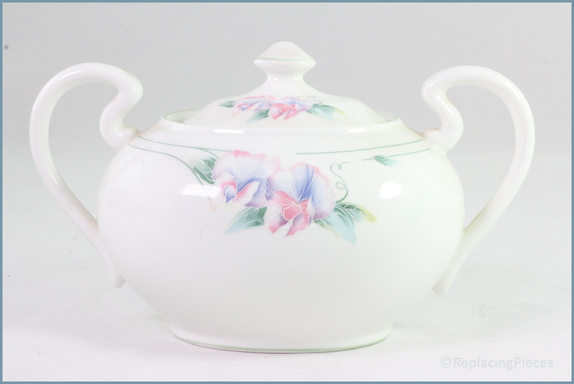 Aynsley - Little Sweetheart - Lidded Sugar Bowl