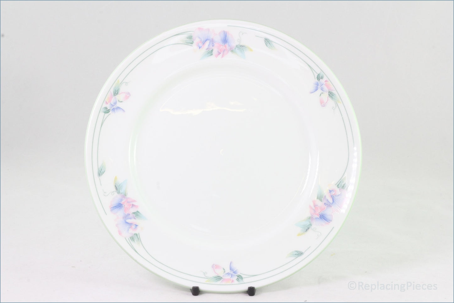 Aynsley - Little Sweetheart - 8 1/4" Salad Plate