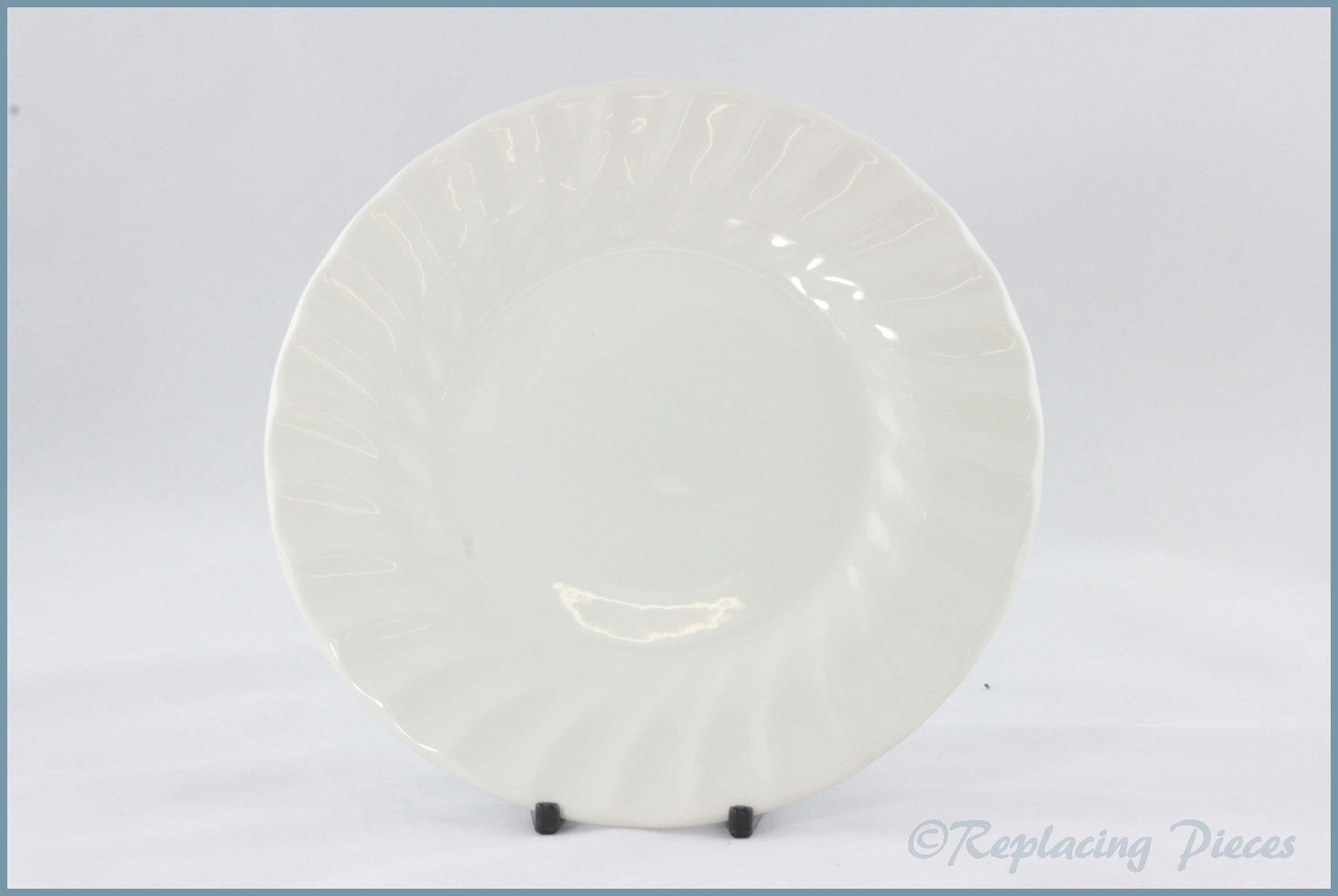 Churchill - Chelsea White - 12 1/4" Round Platter