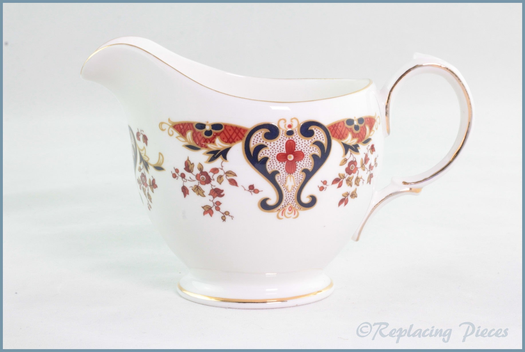 Colclough - Royale (8525) - Milk Jug