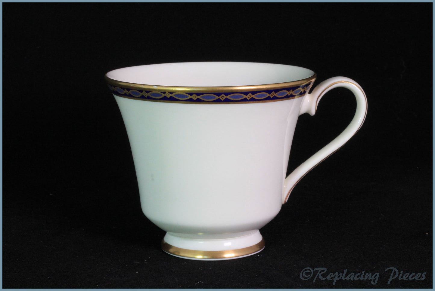 Minton - St. James - Teacup