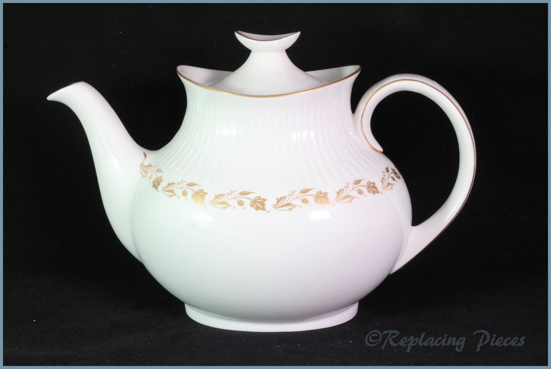 Royal Doulton - Fairfax (TC1006) - Teapot