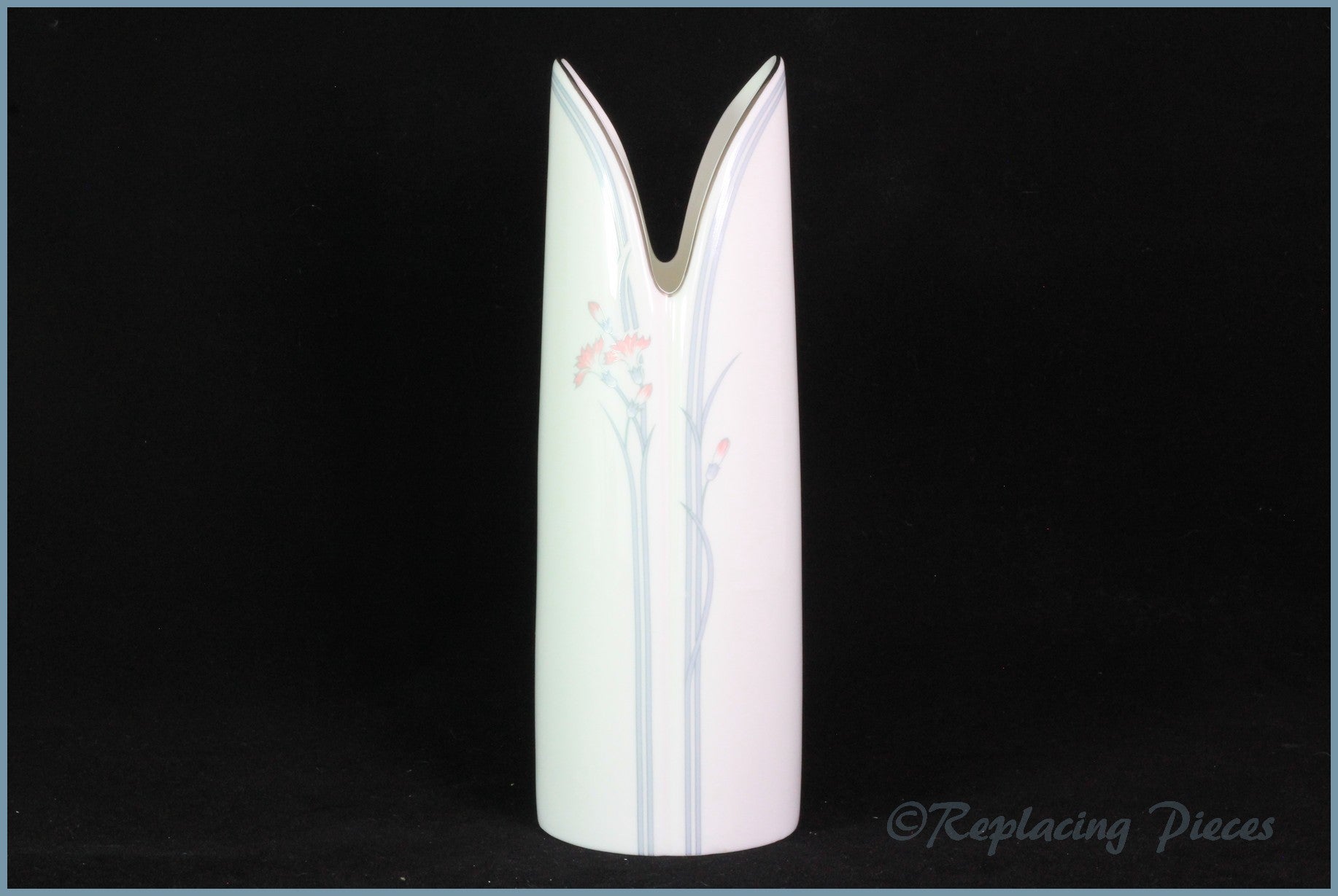 Royal Doulton - Carnation (H5084) - Lotus Vase