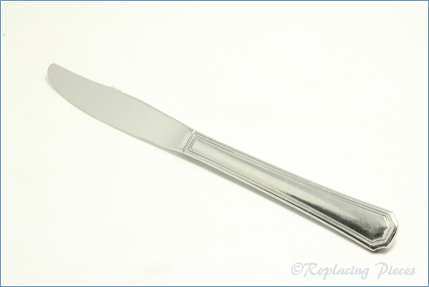Oneida - Balmoral - Dessert Knife (No 18 Mark)