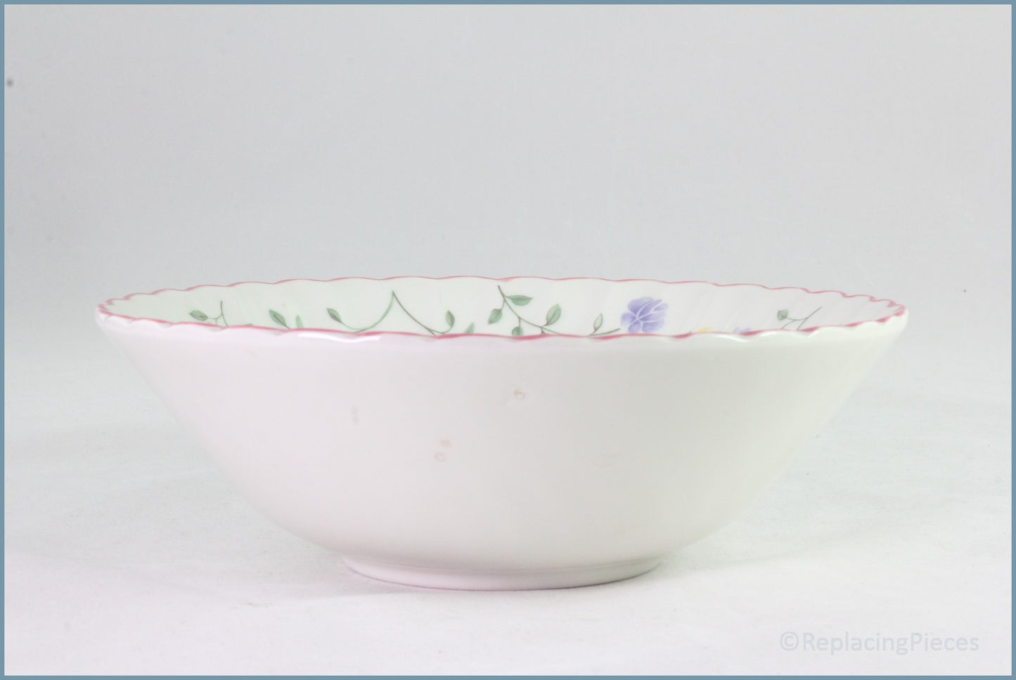 Johnson Brothers  - Summer Chintz - 8 1/4" Salad Bowl