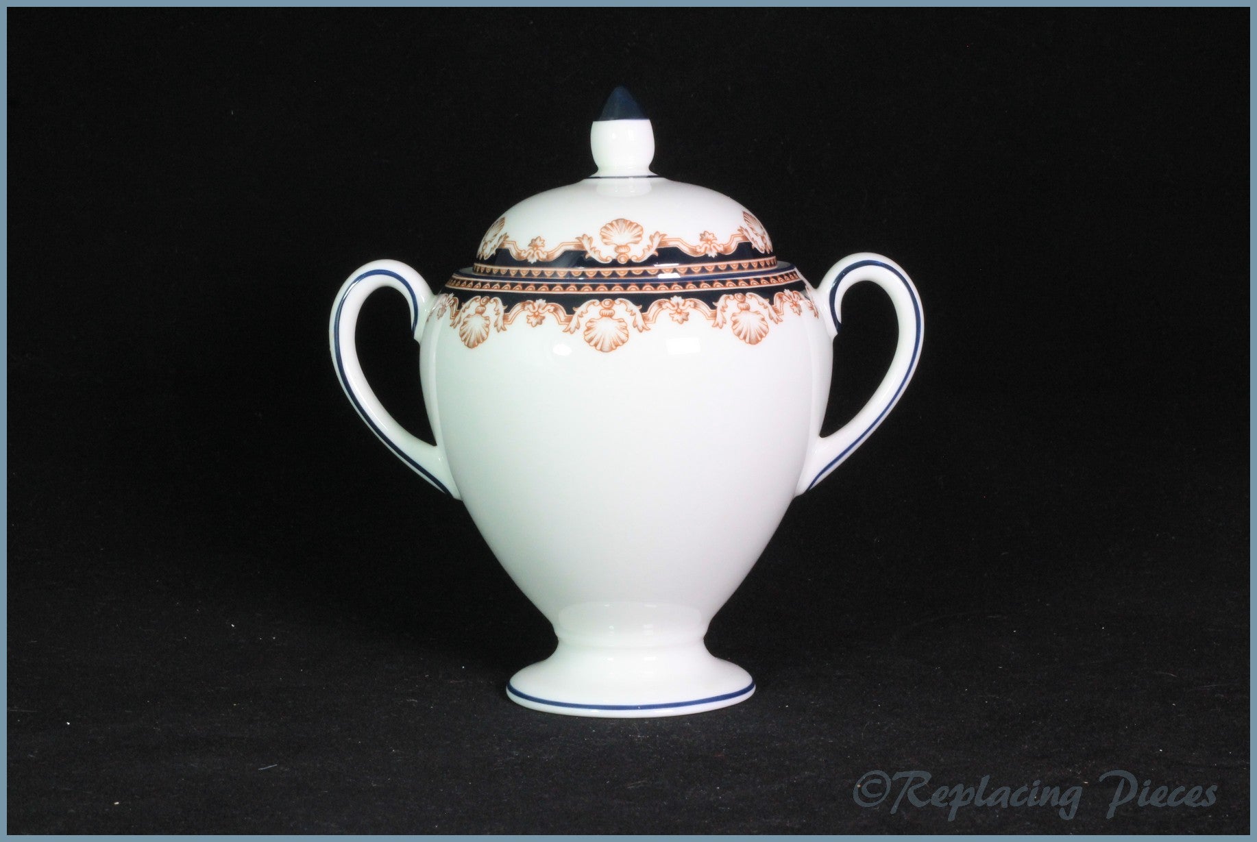 Wedgwood - Medici (R4588) - Lidded Sugar Bowl