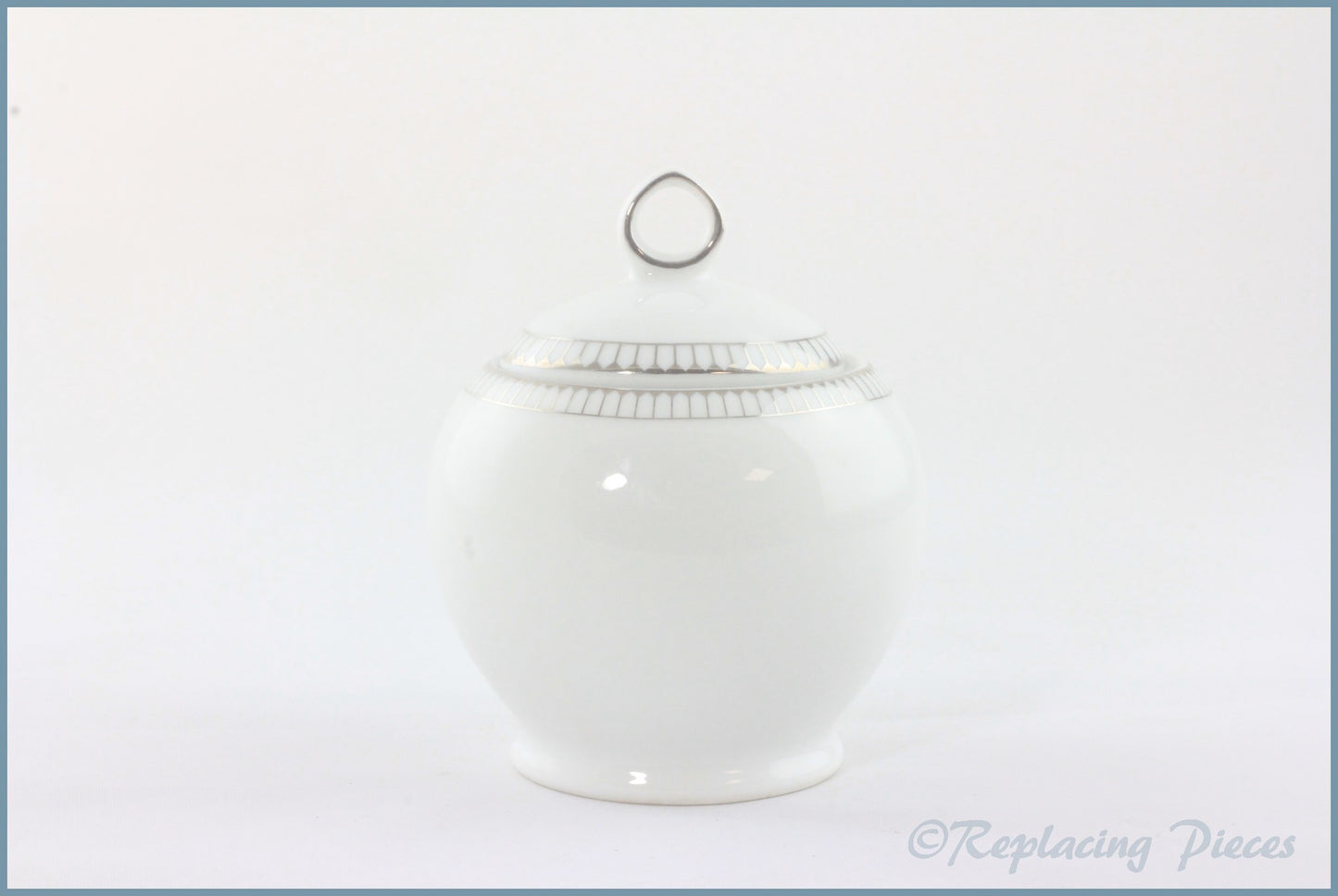 Royal Doulton - Paramount Platinum - Lidded Sugar Bowl