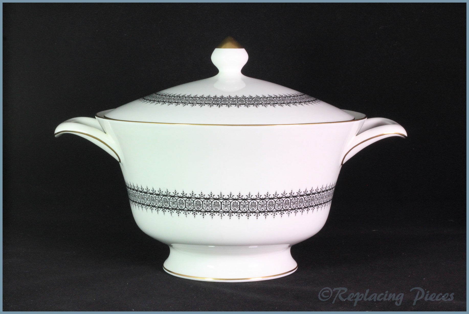 Wedgwood - Astor - Lidded Vegetable Dish