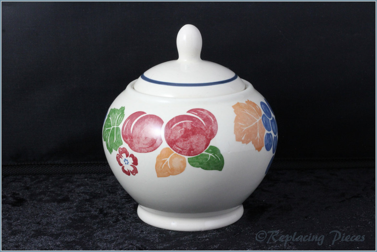 Staffordshire - Chianti - Lidded Sugar Bowl
