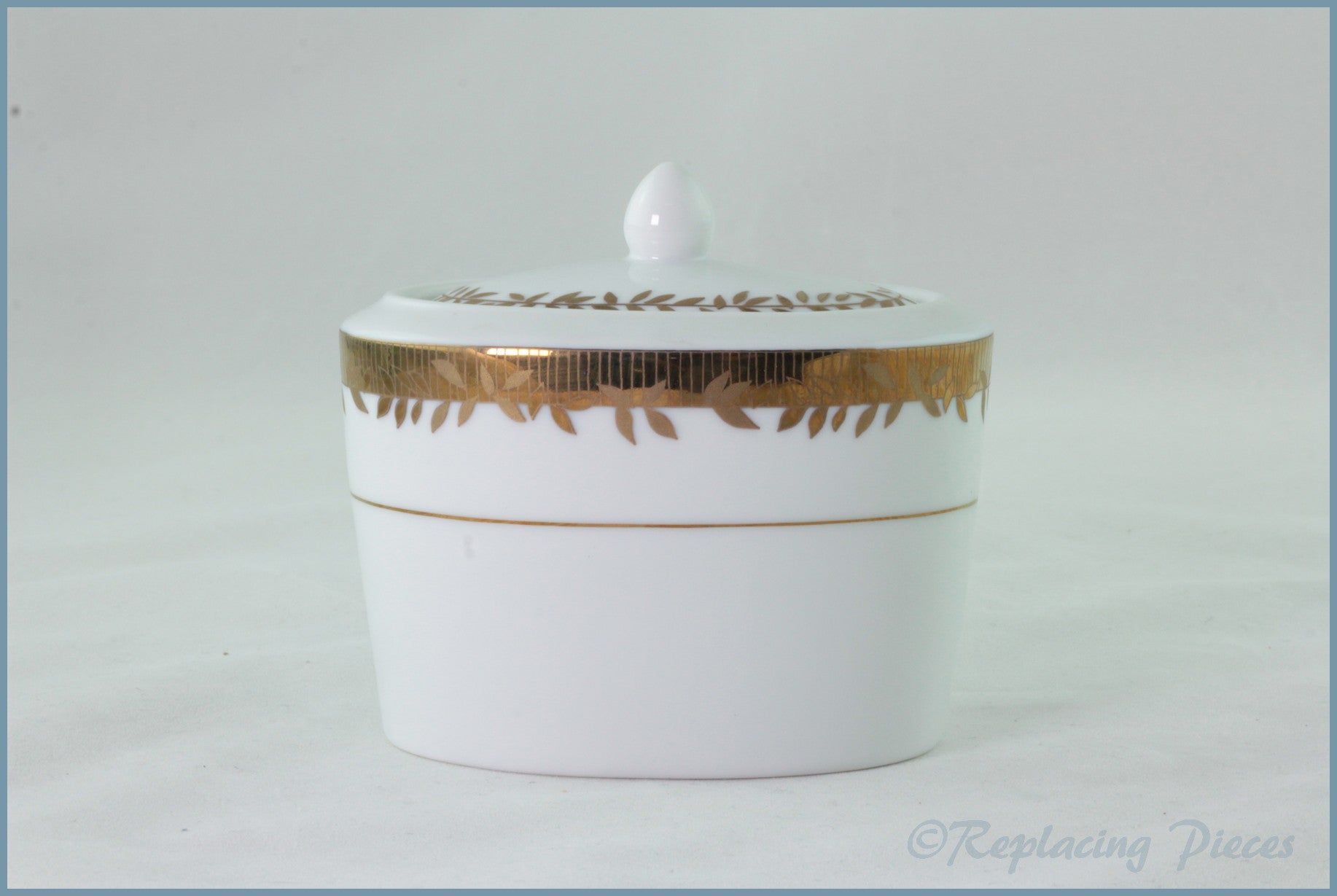 Marks & Spencer - Gold Leaves - Lidded Sugar Bowl