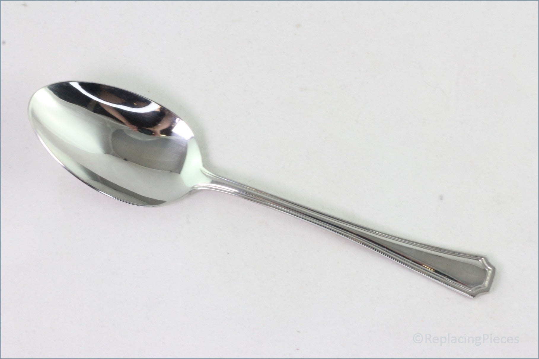 Oneida Balmoral 18/10 Serving Spoon ReplacingPieces