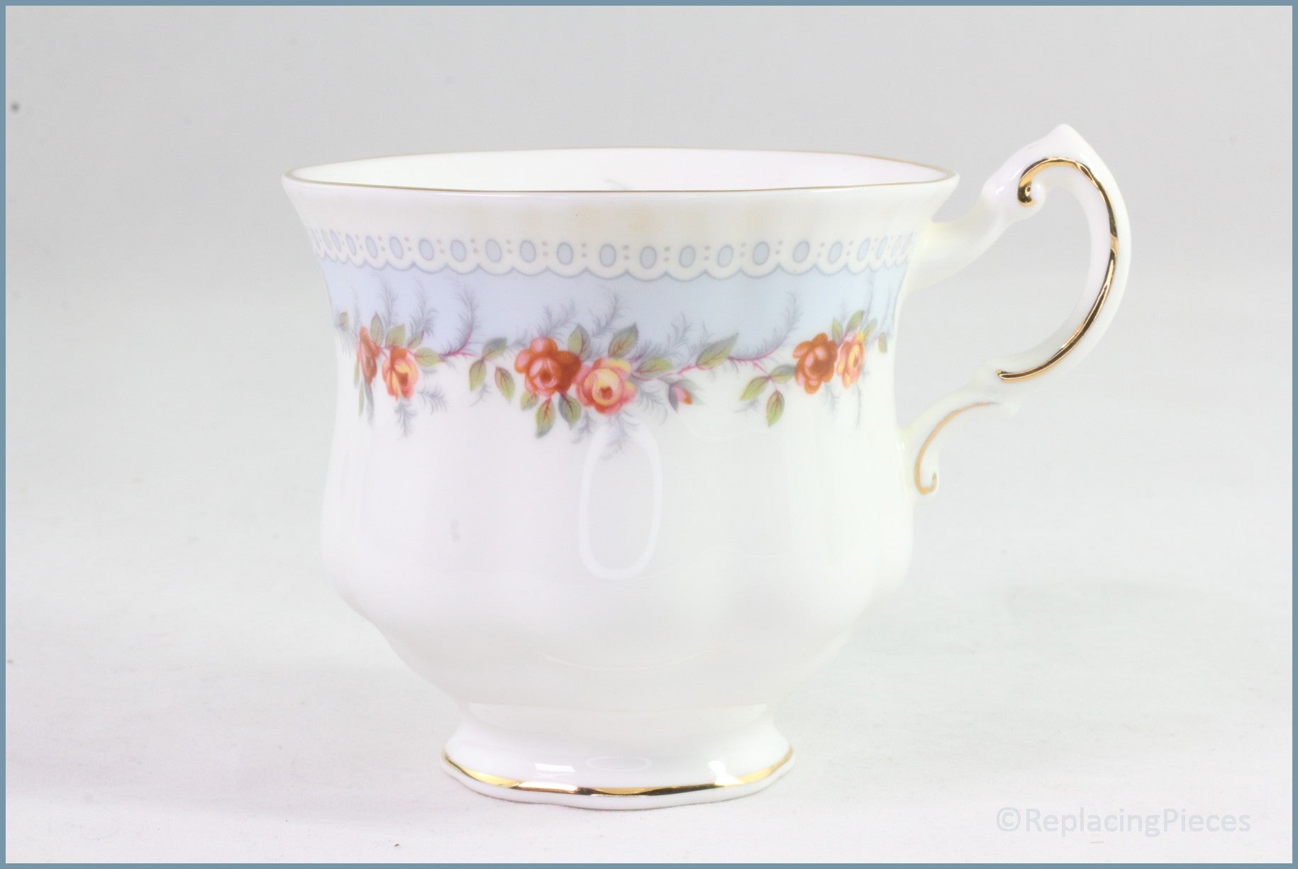 Paragon - Bridesmaid - Teacup (Gold Edge)