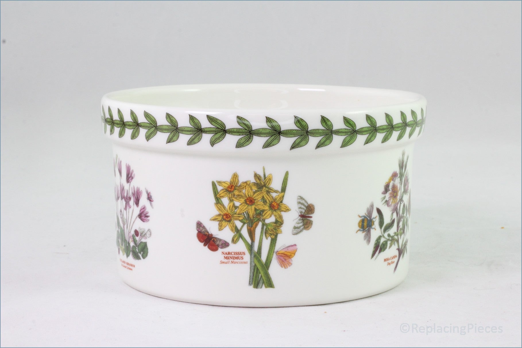 Portmeirion - Botanic Garden - 5 1/4" Souffle Dish (Multi Flowers)