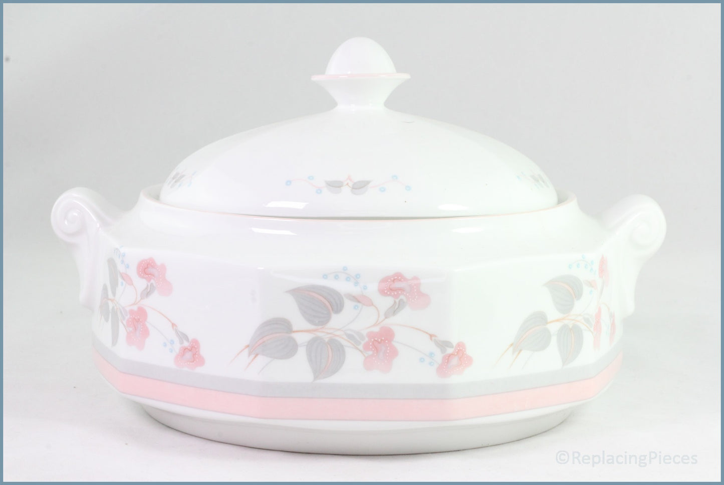 Queens - Francine - Lidded Vegetable Dish