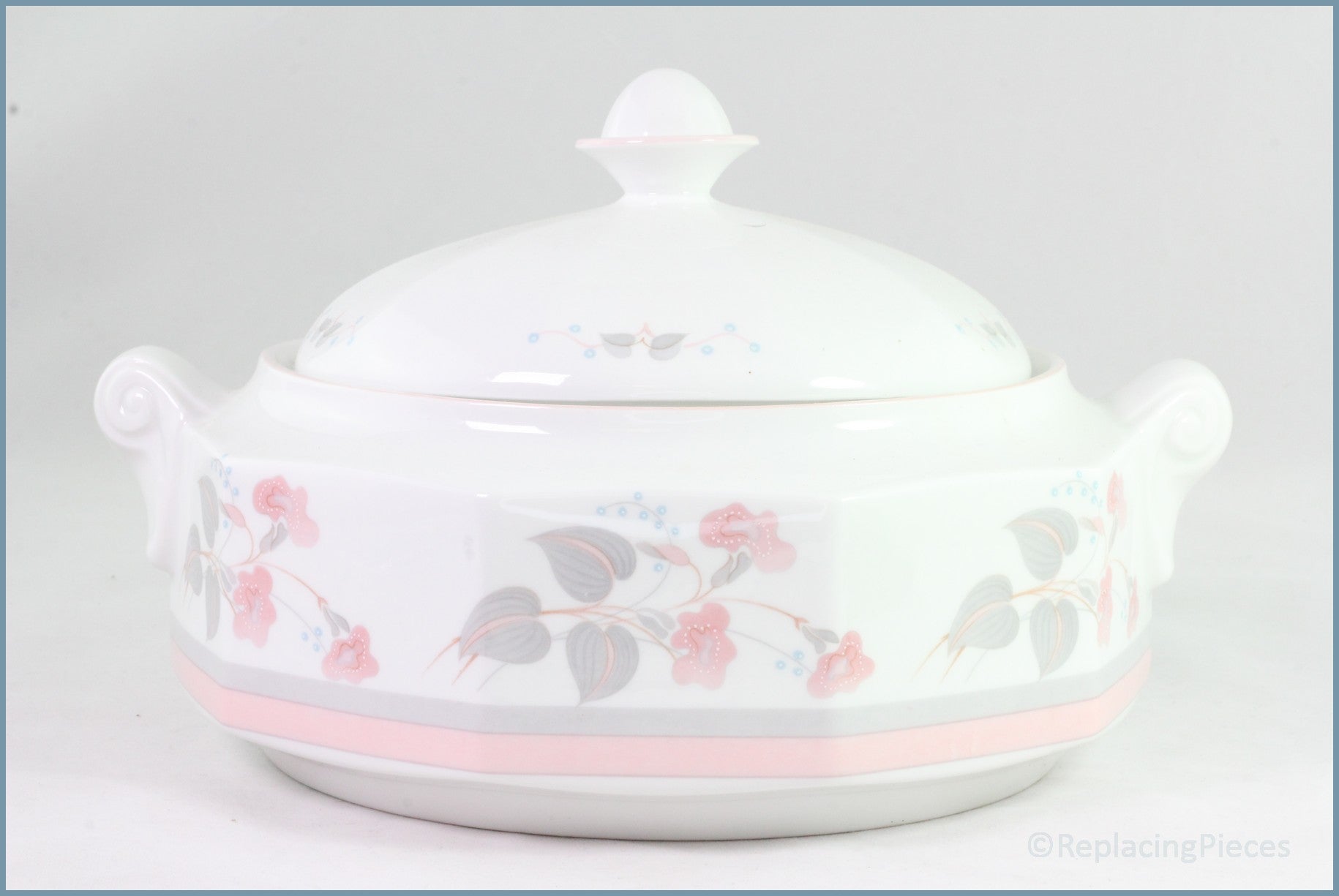 Queens - Francine - Lidded Vegetable Dish