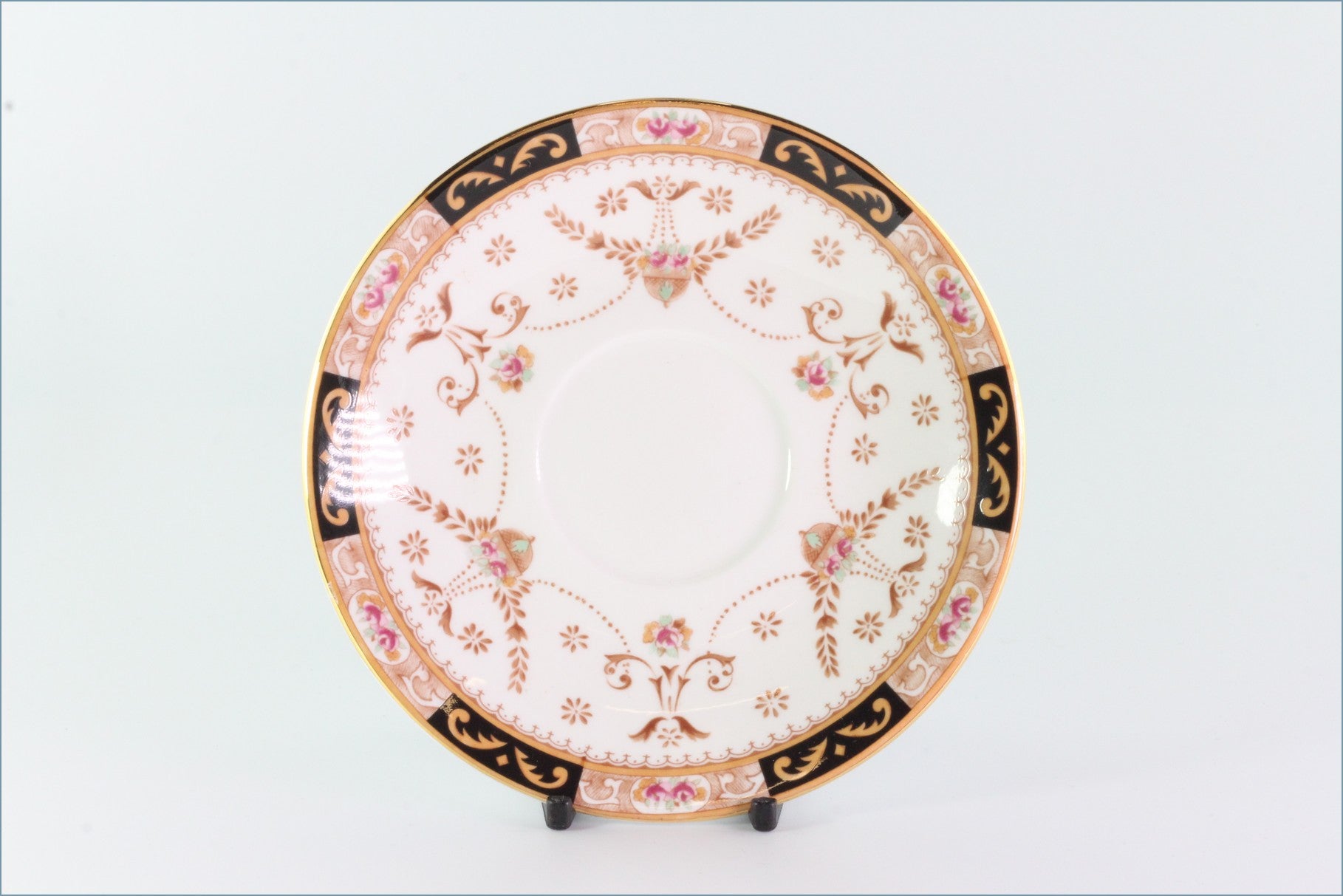 Queens - Olde England - Tea Saucer