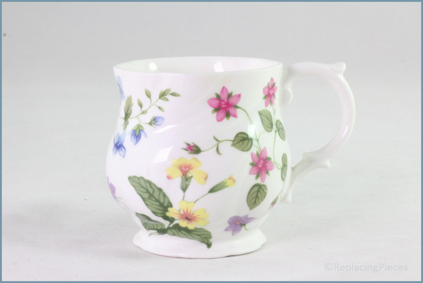 Queens - Country Meadow - Mug