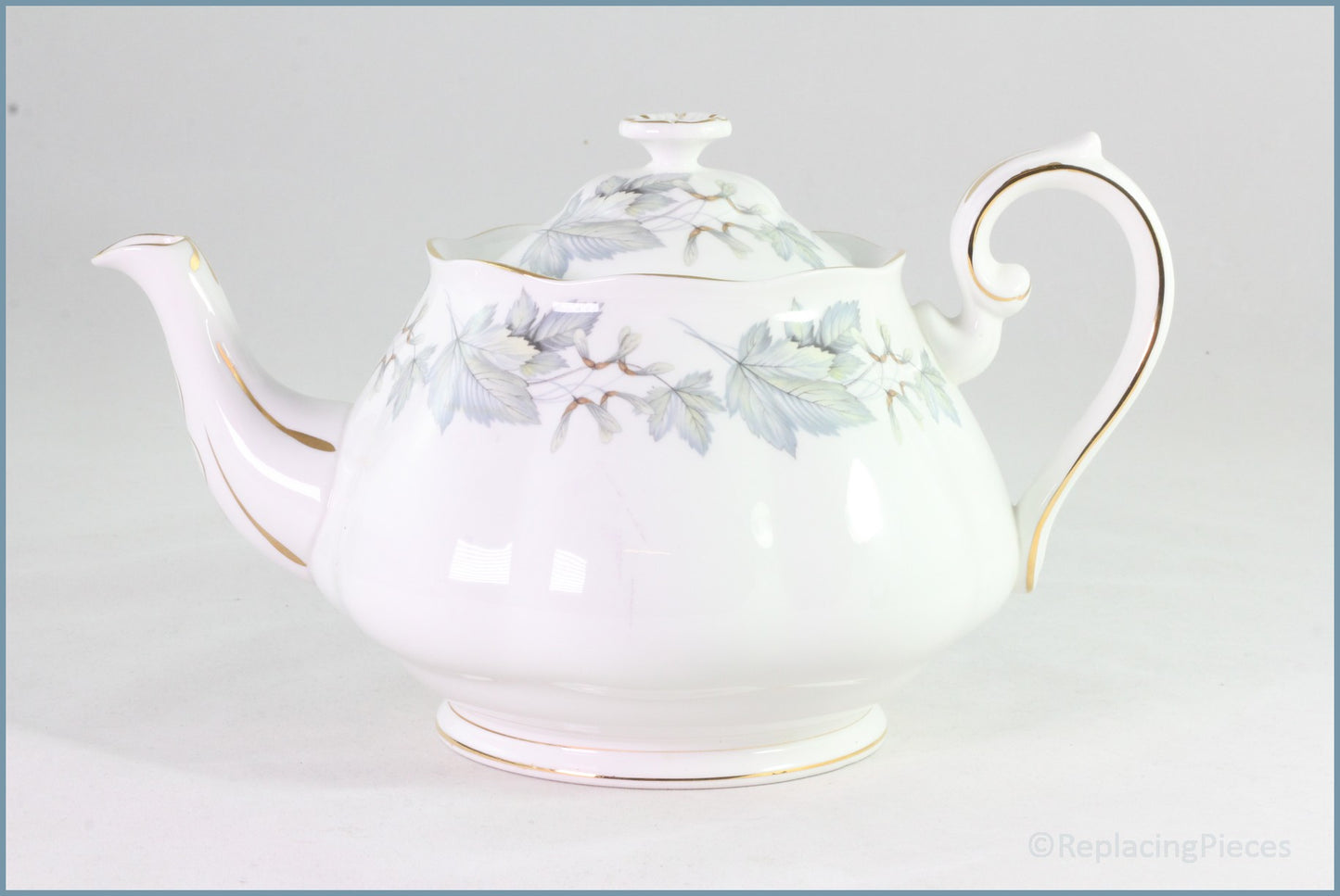 Royal Albert - Silver Maple - 2 Pint Teapot