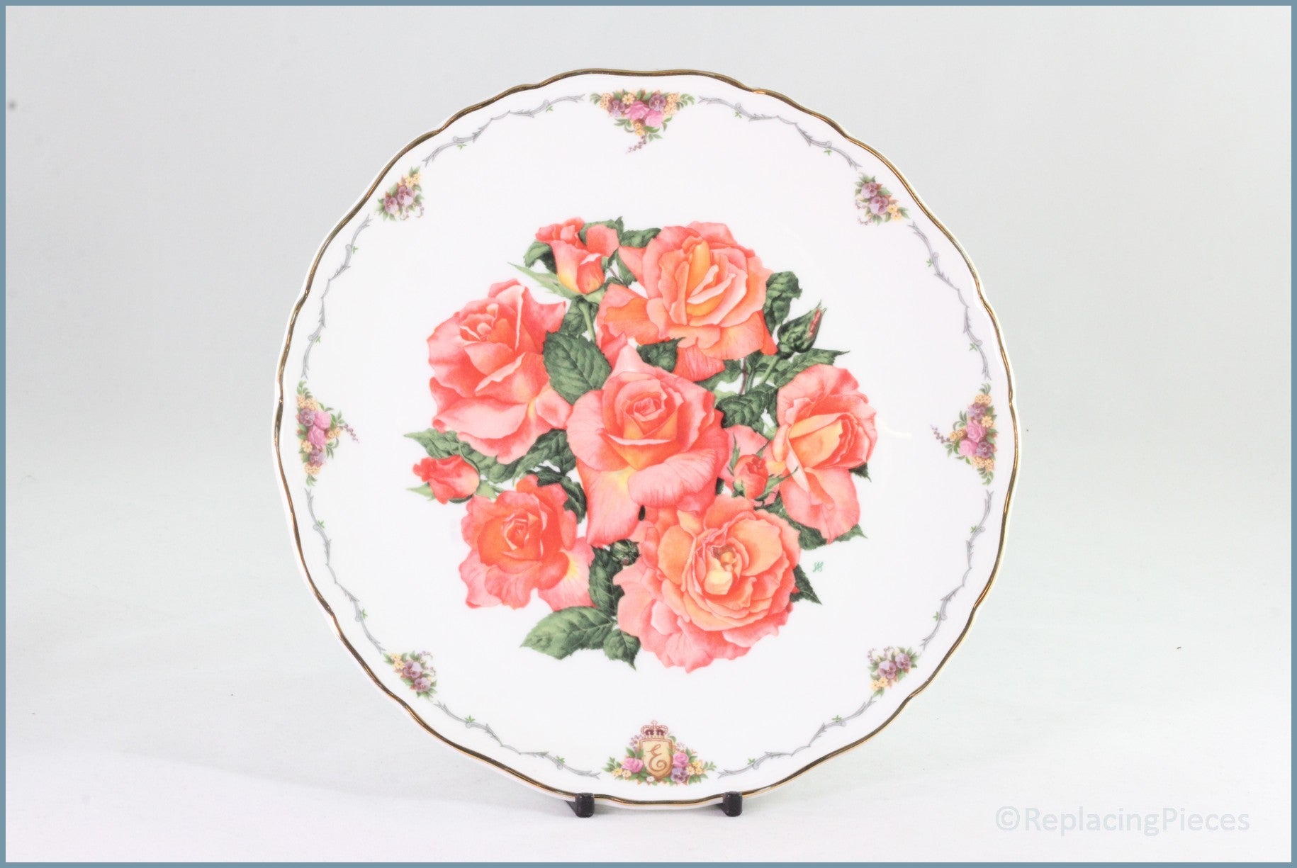 Royal Albert -The Queen Mothers Favourite Roses - Elizabeth Of Glamis
