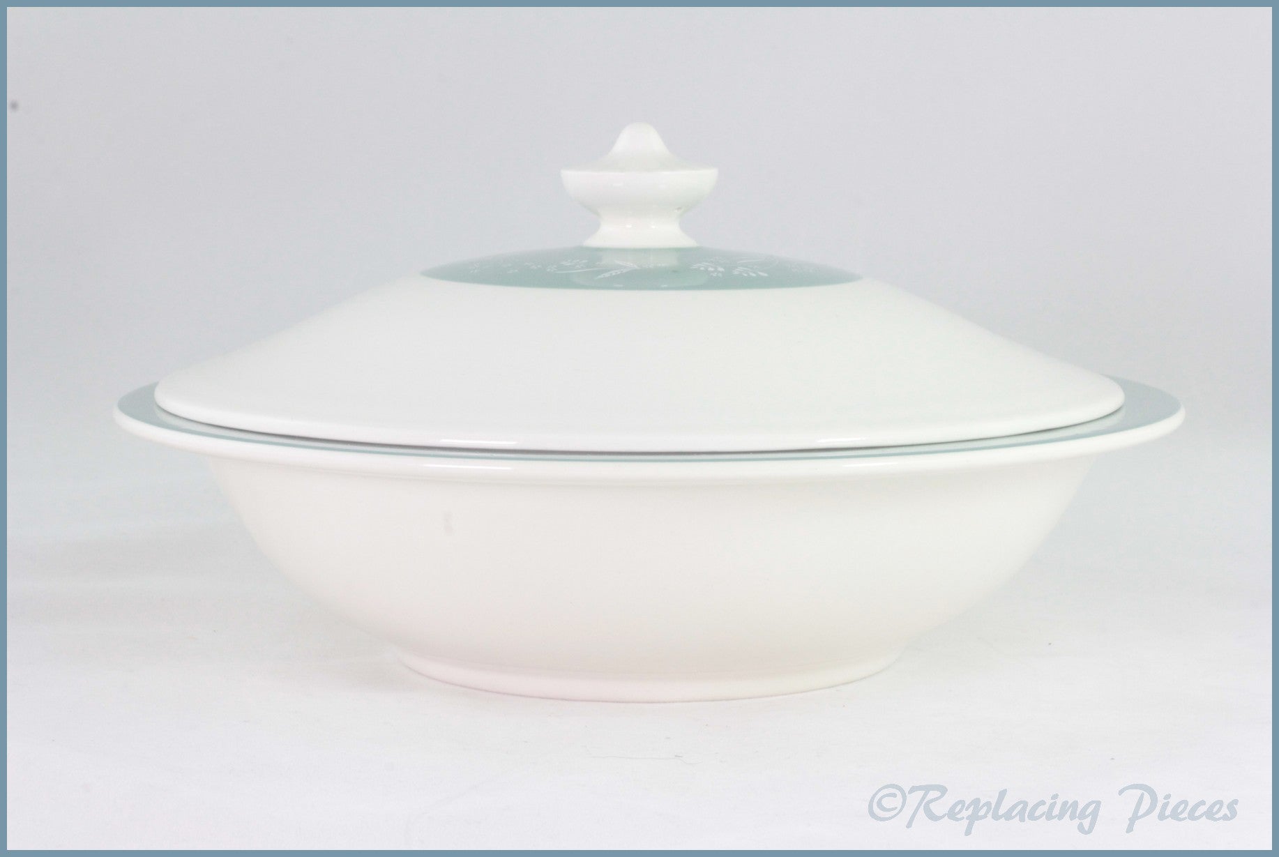 Royal Doulton - Cascade (D6457) - Lidded Vegetable Dish