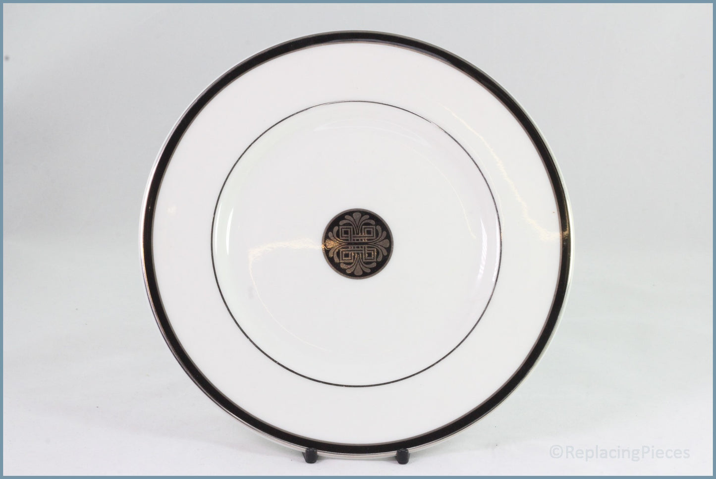 Royal Doulton - Oxford Midnight (TC1264) - 8" Accent Salad Plate