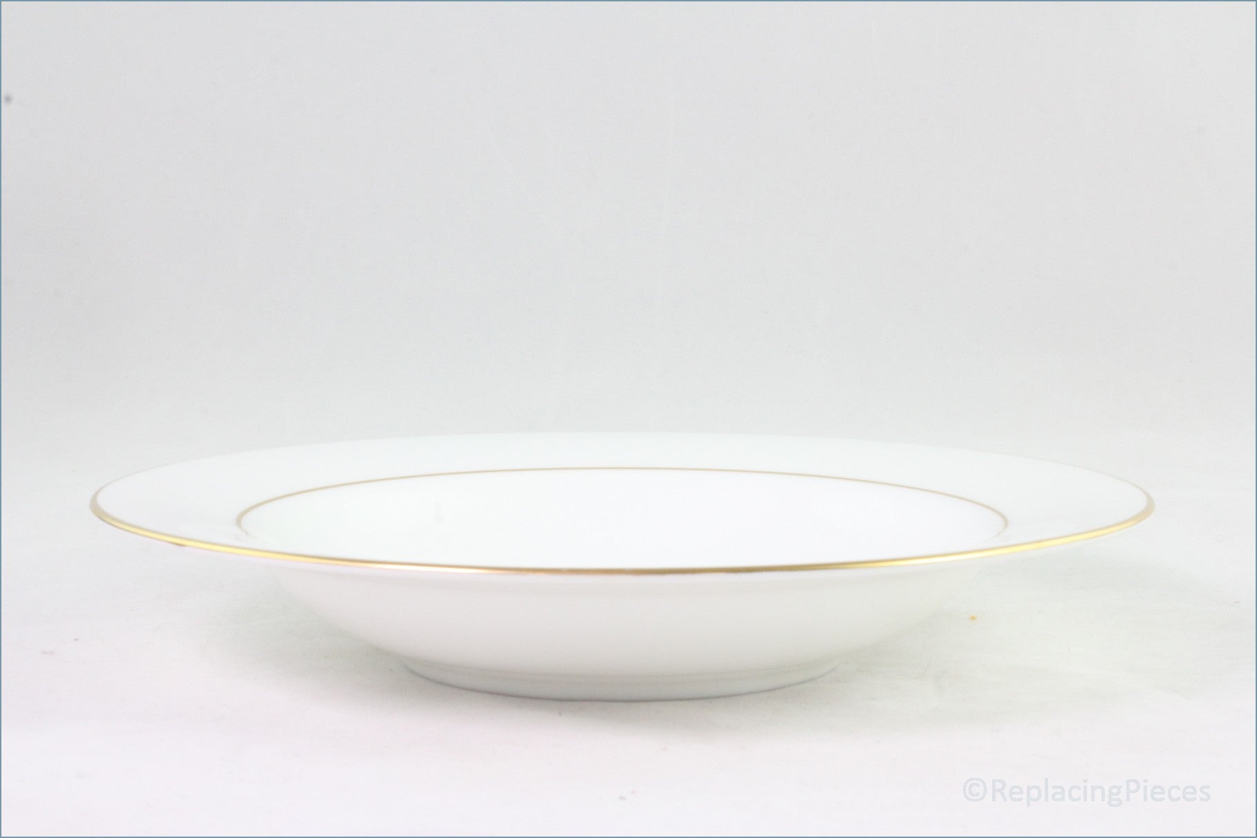 Royal Doulton - Signature Gold - 9 1/4" Rimmed Bowl (St Andrews Backstamp)