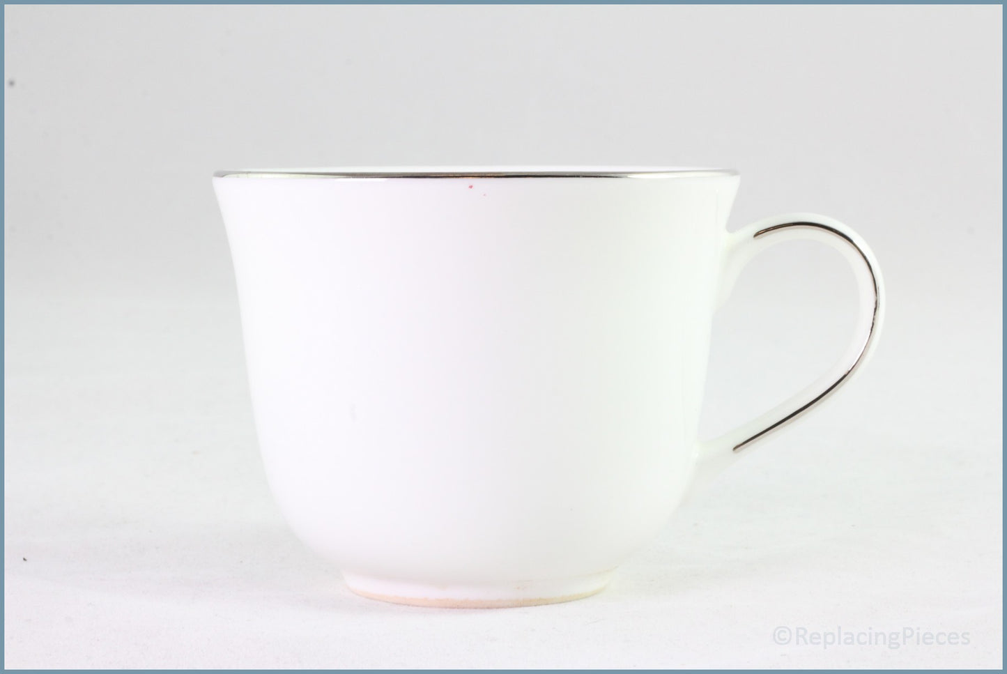 Royal Doulton - Signature Platinum - Teacup