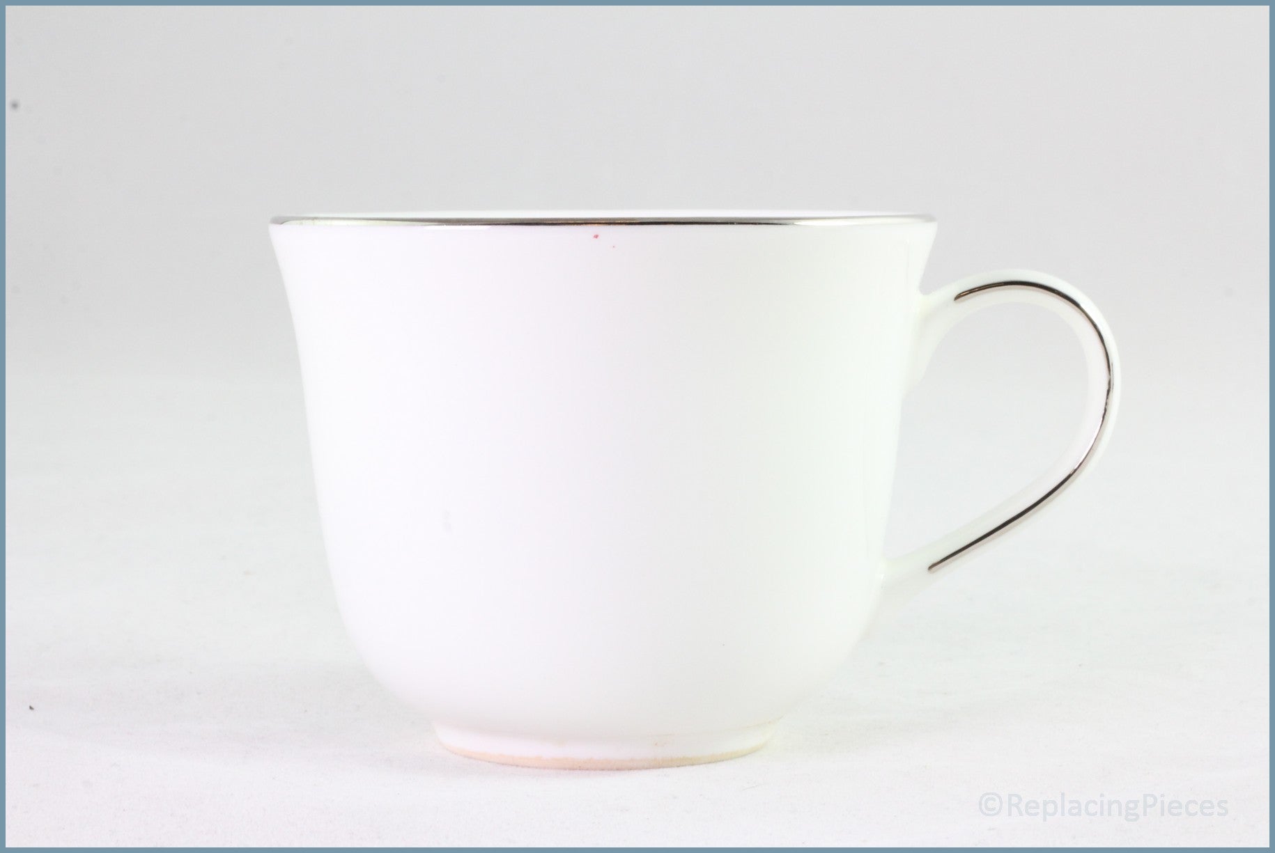 Royal Doulton - Signature Platinum - Teacup