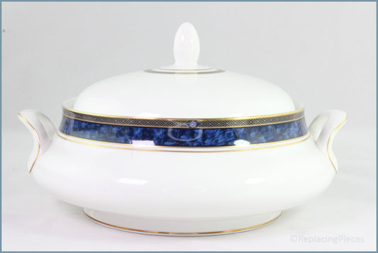 Royal Doulton - Stanwyck (H5212) - Lidded Vegetable Dish (Patterned Lid)