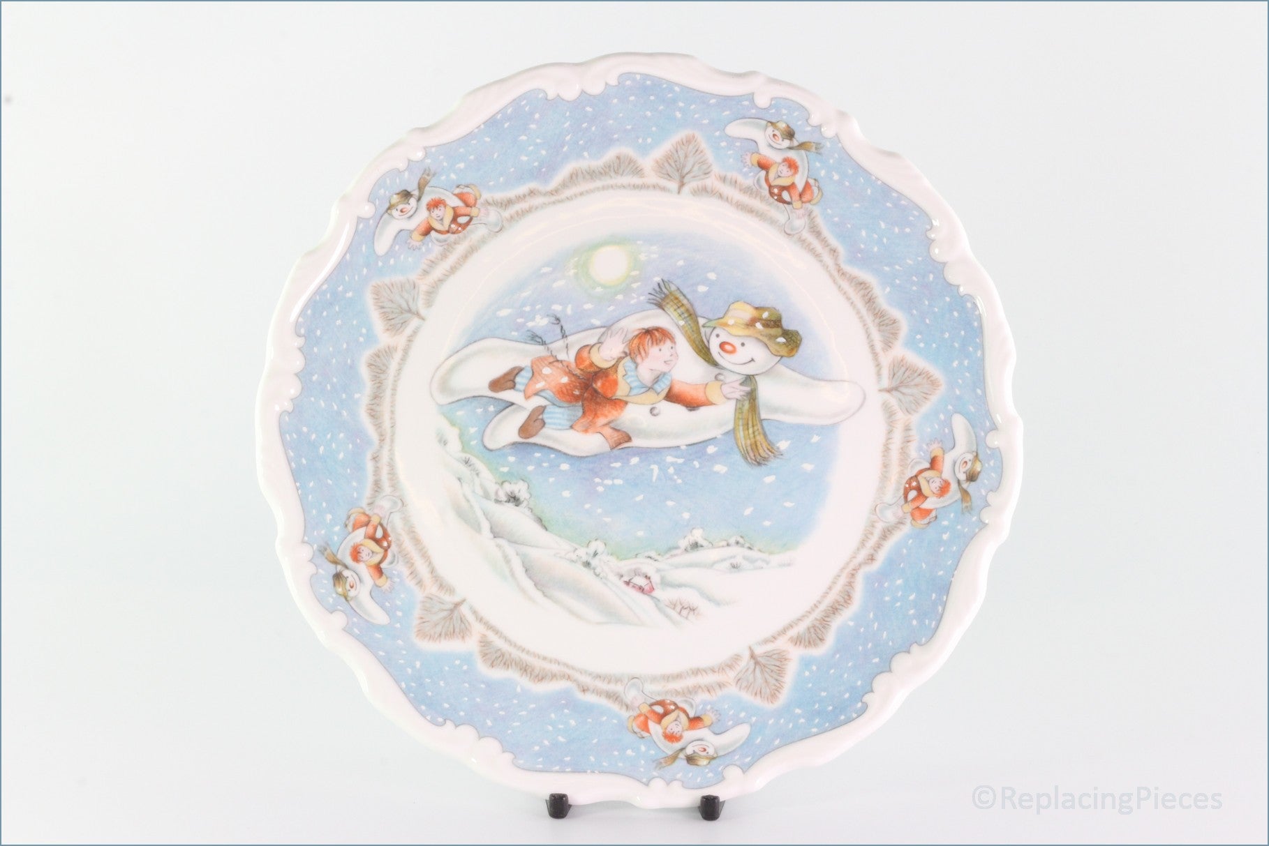 Royal Doulton - The Snowman Gift Collection - Plate 'Walking In The Air'