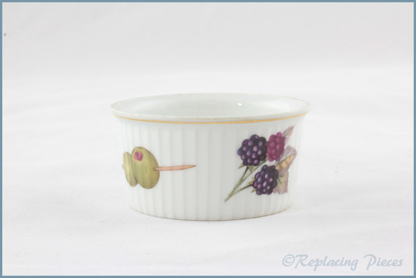 Royal Worcester - Evesham Gold - Ramekin (Gold On Side - With Olive)