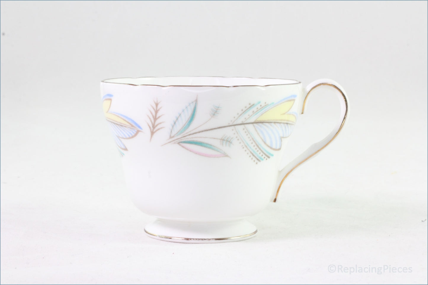 Shelley - Caprice (Gold) - 2 1/2" Tall Teacup
