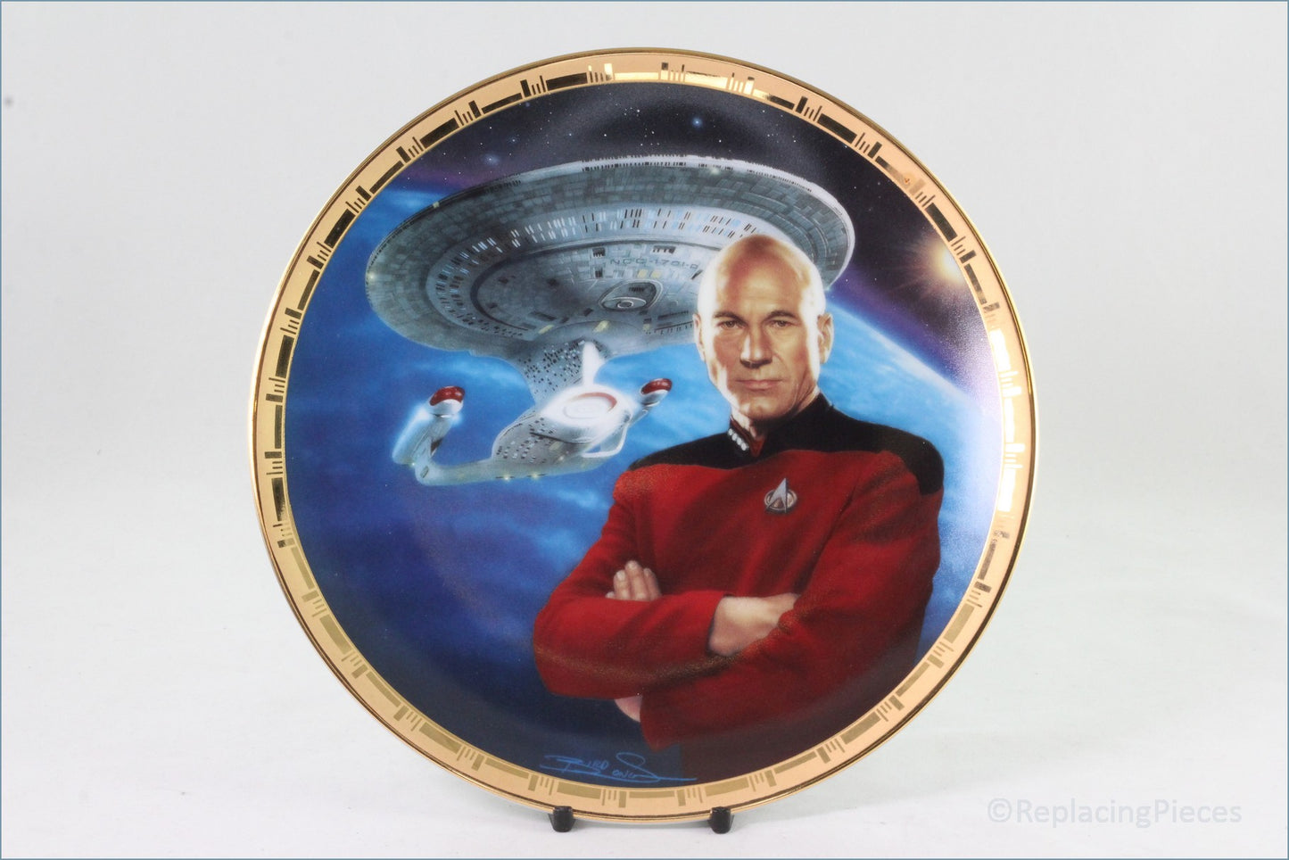 The Hamilton Collection - Star Trek 'The Next Generation' - The Power Of Command - Captain Picard And The USS Enterprise NCC-1710-D