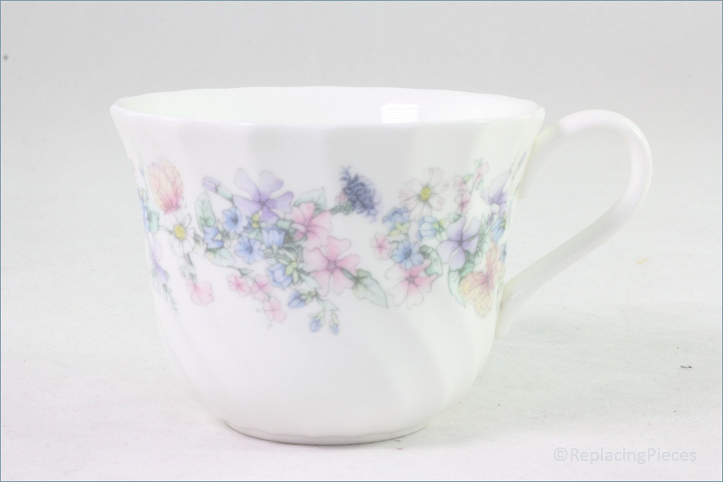 Wedgwood - Angela (Fluted) (R4870) - Teacup