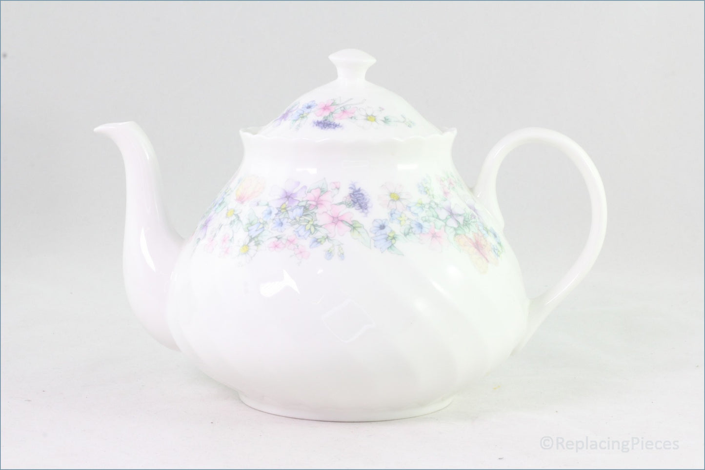 Wedgwood - Angela (Fluted) (R4870) - Teapot