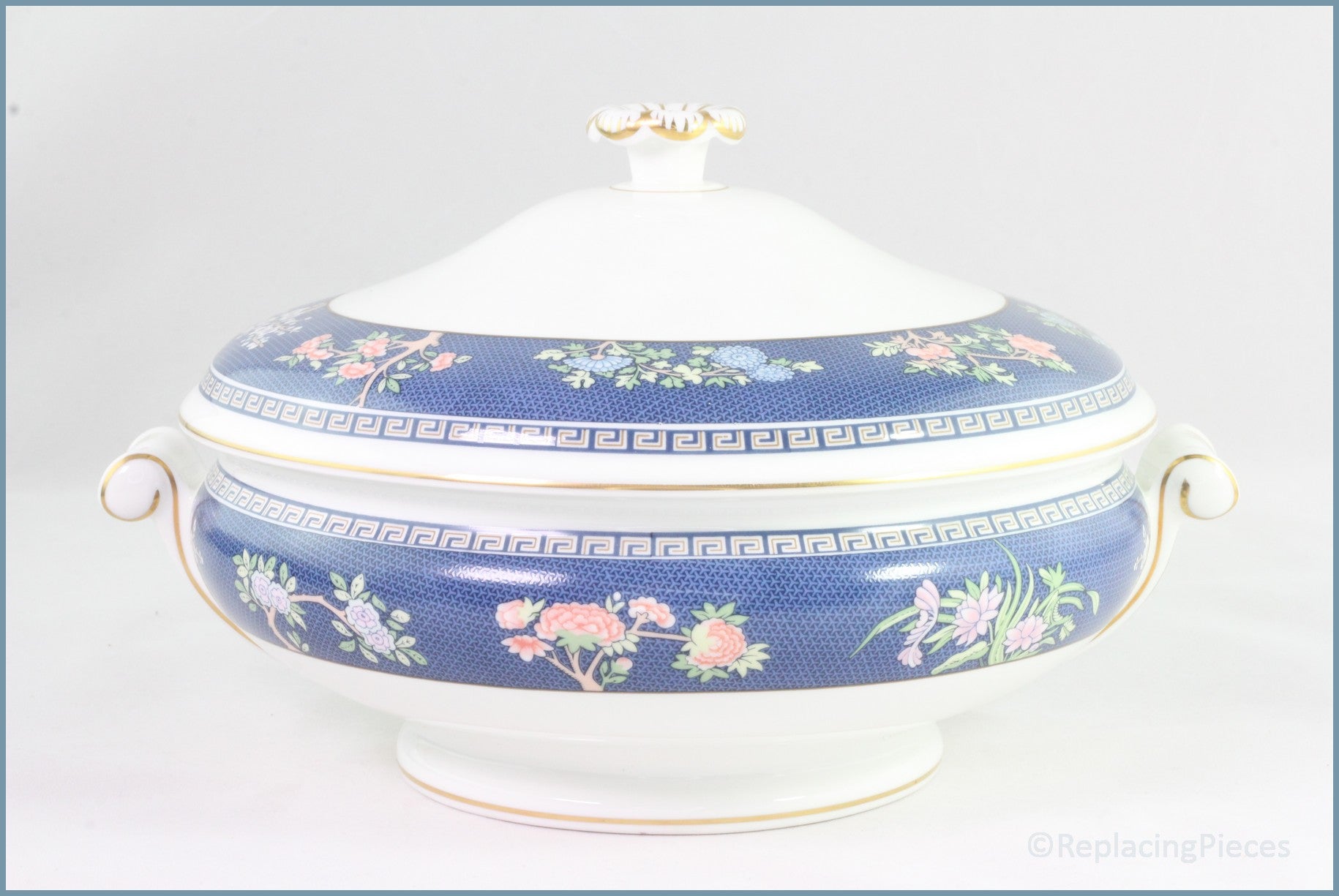 Wedgwood - Blue Siam - Lidded Vegetable Dish