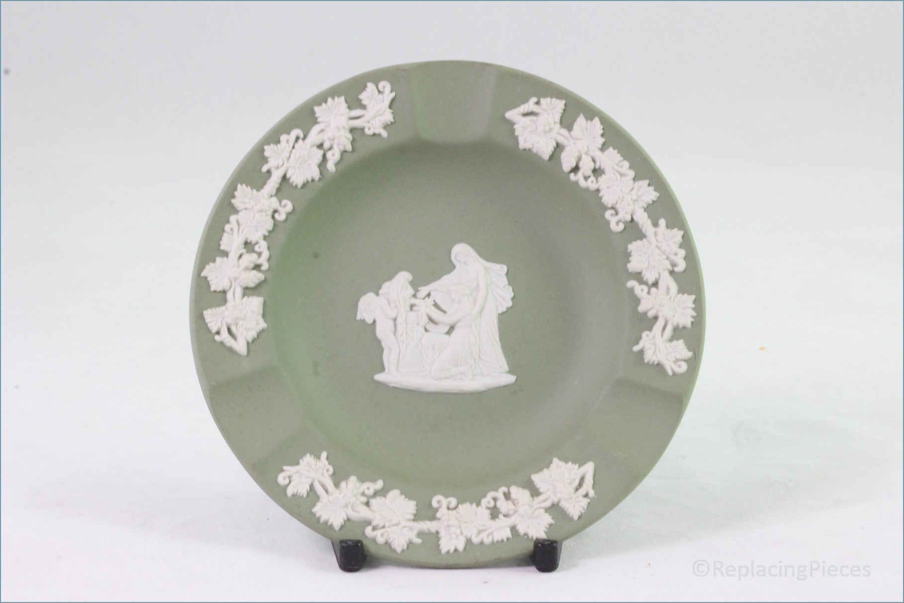 Wedgwood - Jasperware (Sage Green) - Ashtray (3 Rests)