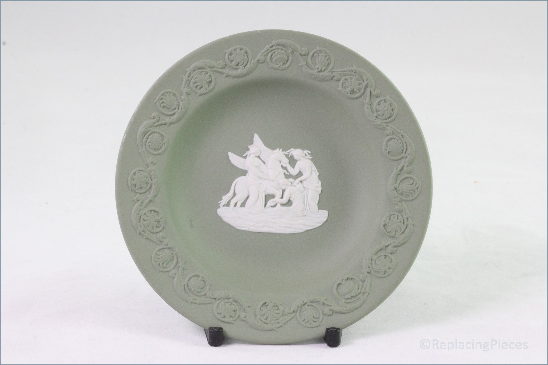 Wedgwood - Jasperware (Sage Green) - Round Pin Tray (Plain Rim)