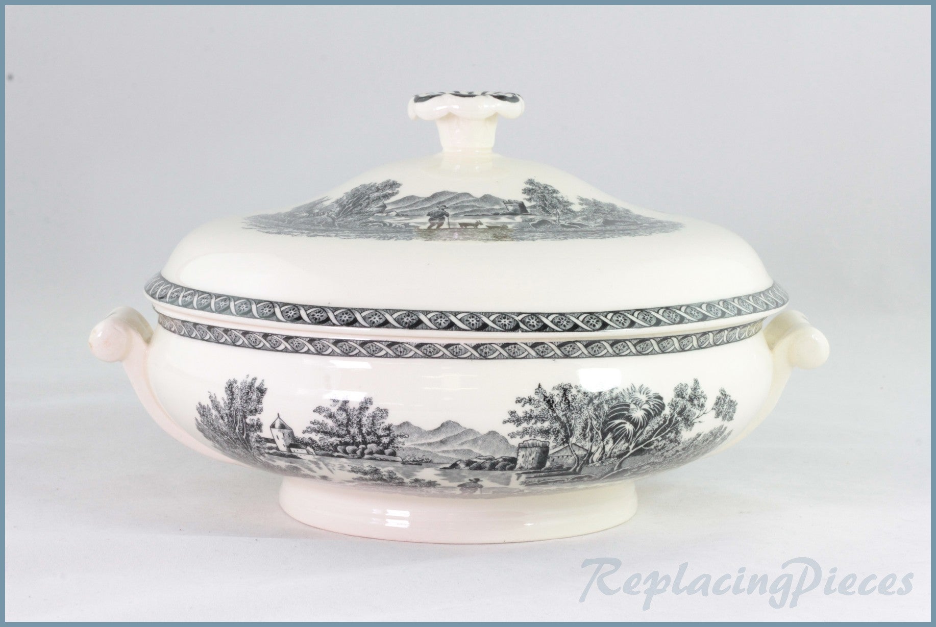 Wedgwood - Lugano - Lidded Vegetable Dish