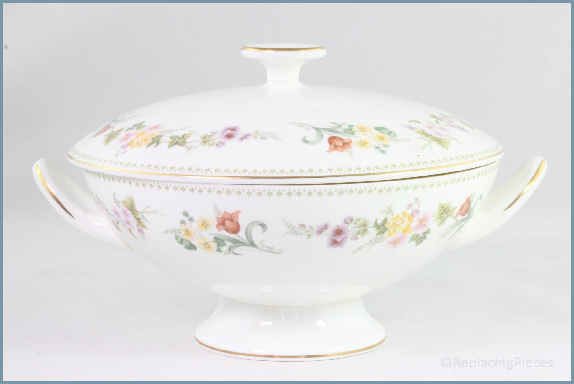 Wedgwood - Mirabelle (R4537) - Lidded Vegetable Dish