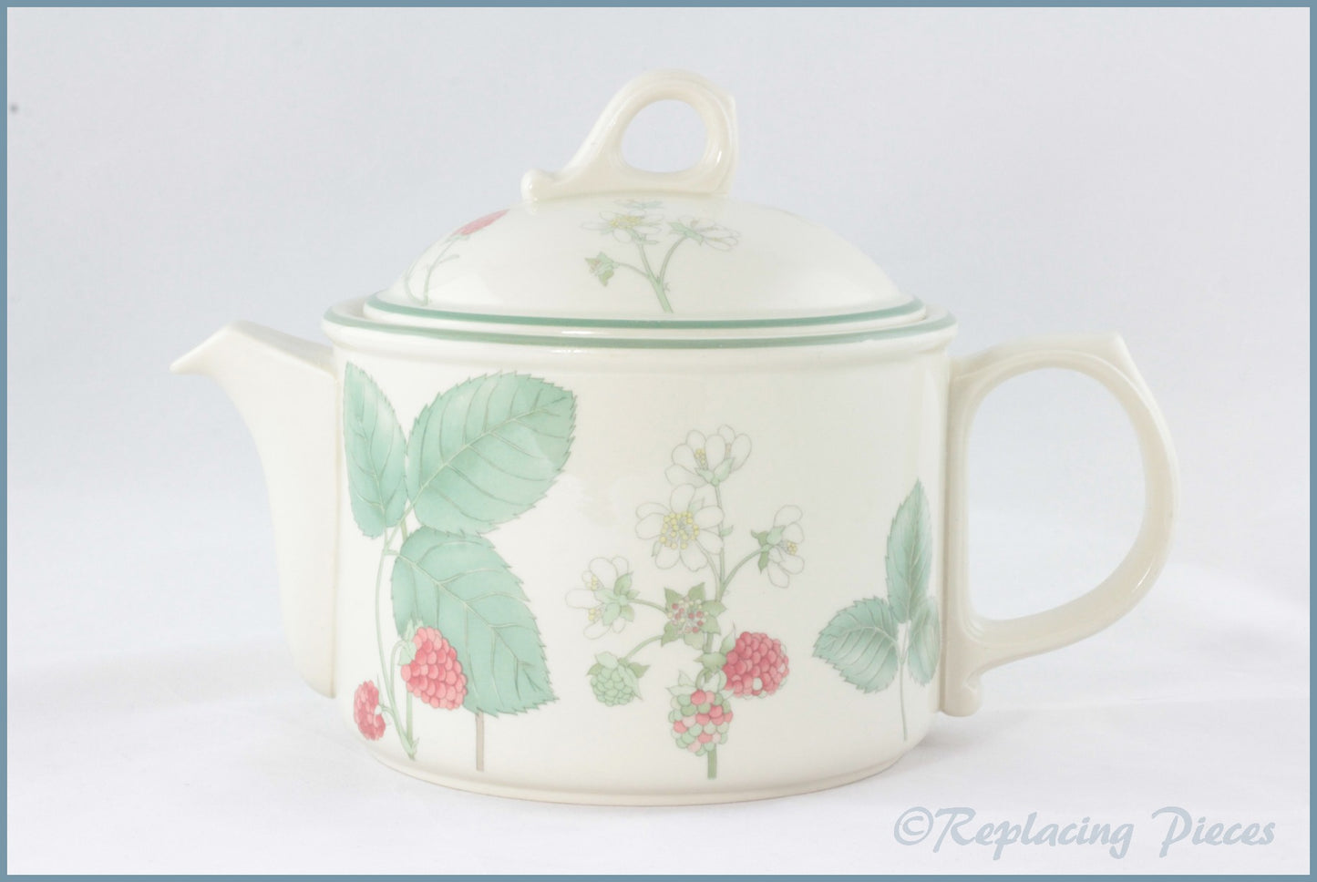 Wedgwood - Raspberry Cane - 2 Pint Teapot