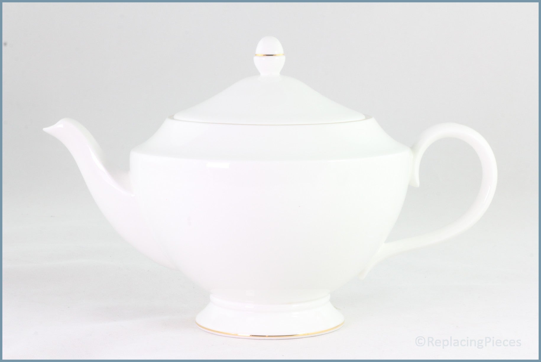 Wedgwood - Signet Gold - Teapot