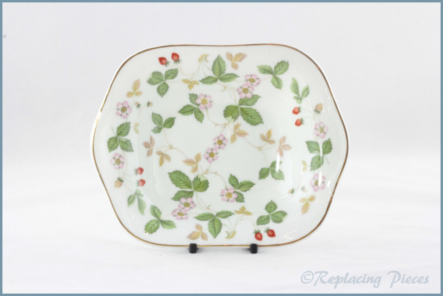 Wedgwood - Wild Strawberry - Oblong Dish