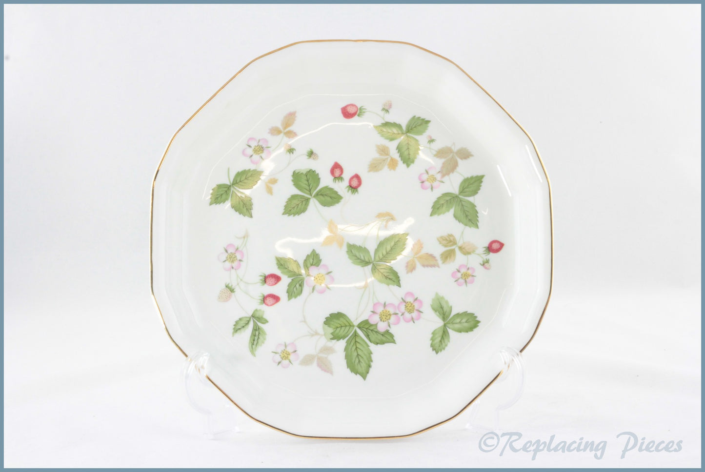 Wedgwood - Wild Strawberry - Octagonal Serving Tray