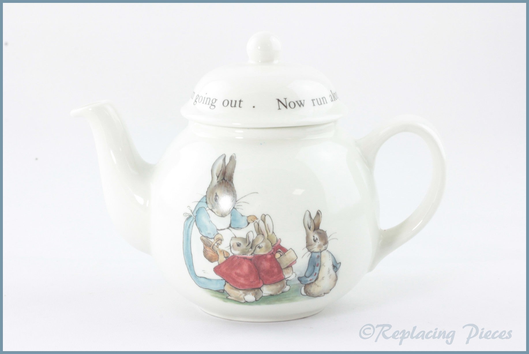 Wedgwood - Peter Rabbit - Miniature Teapot