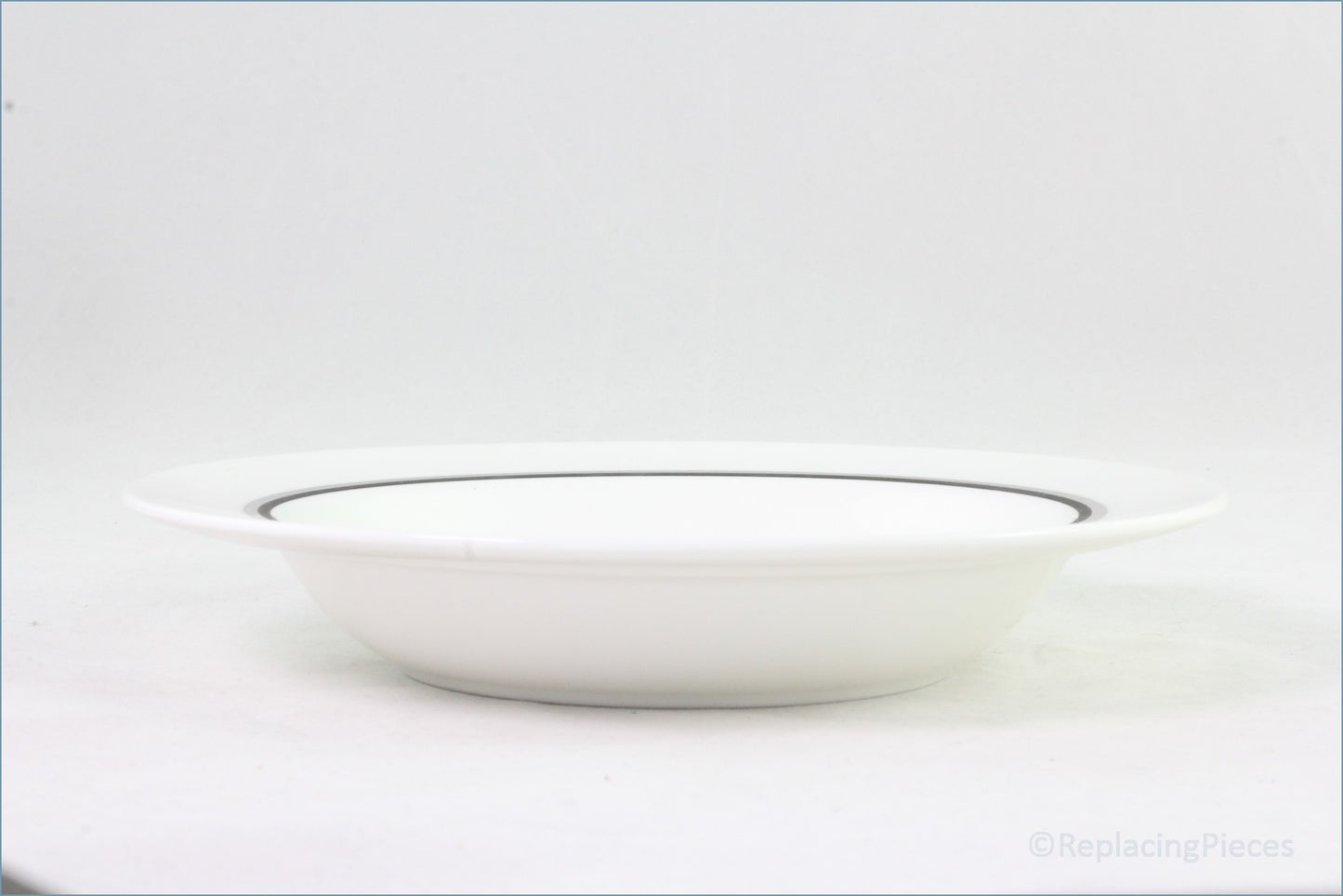 Wedgwood (Susie Cooper) - Charisma - 7 7/8" Rimmed Bowl