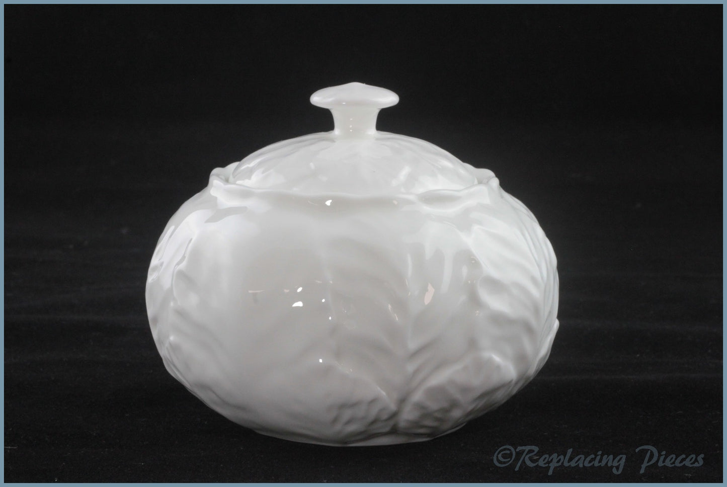 Wedgwood - Countryware - Lidded Sugar Bowl