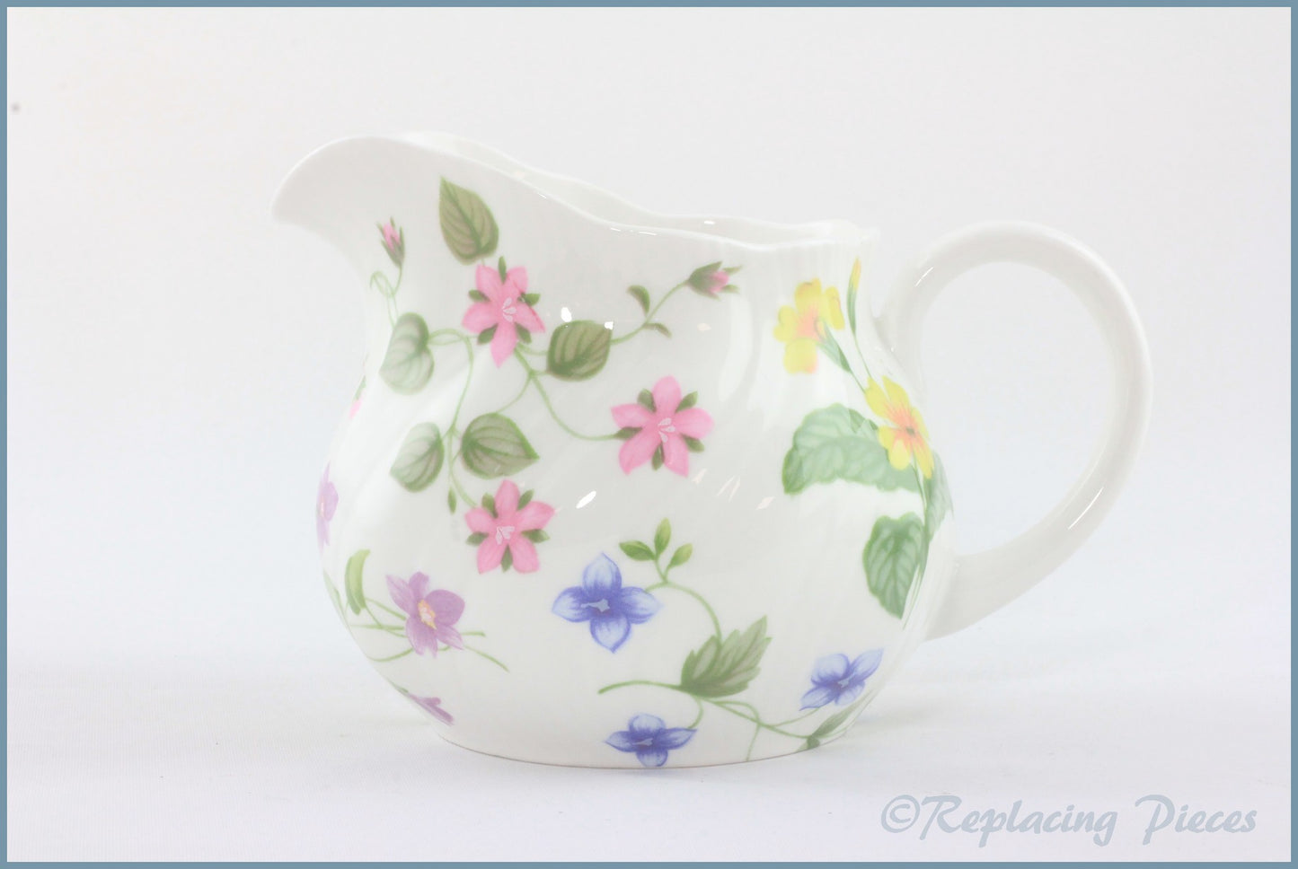 Queens - Country Meadow - Milk Jug