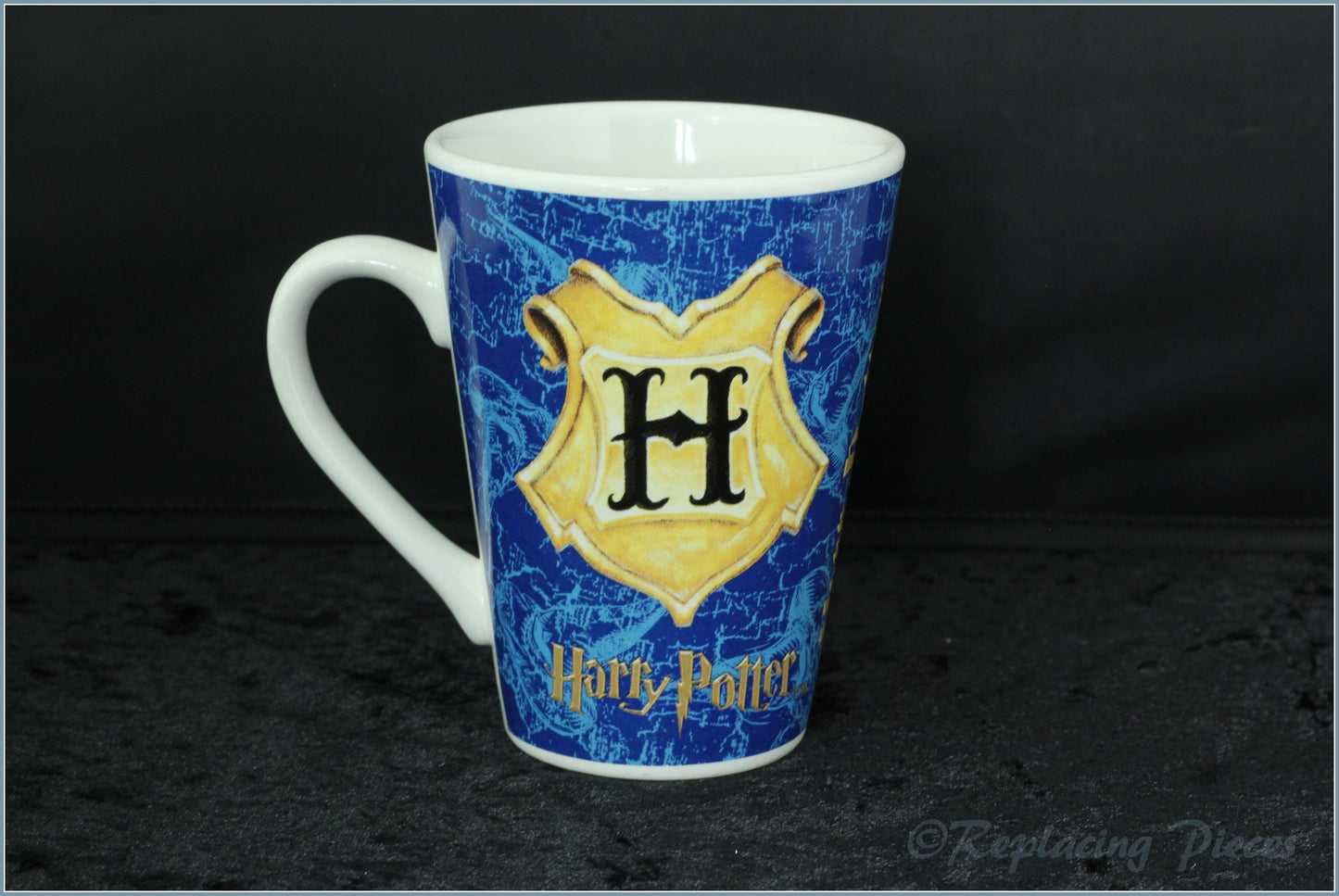 Churchill - Harry Potter - Mug (Hogwarts)