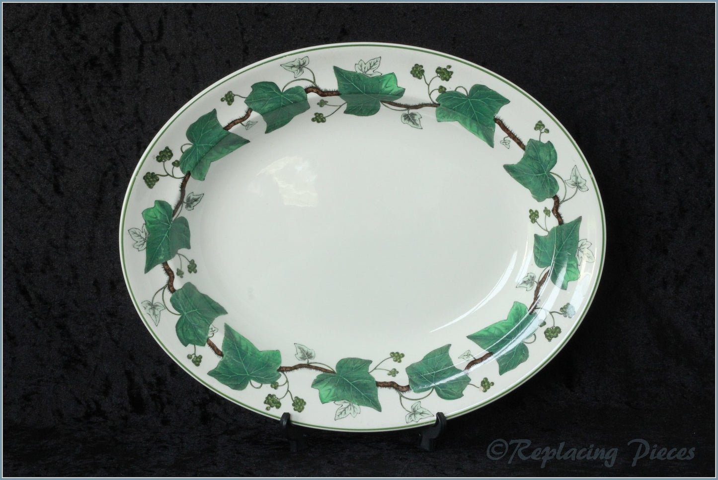 Wedgwood - Napoleon Ivy (Green) - 14 1/2" Oval Platter